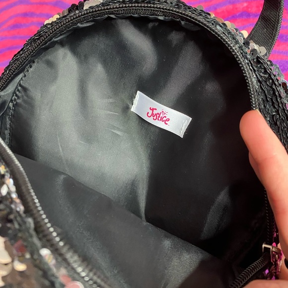 Justice flip sequin black and silver cat backpack - Picture 3 of 6
